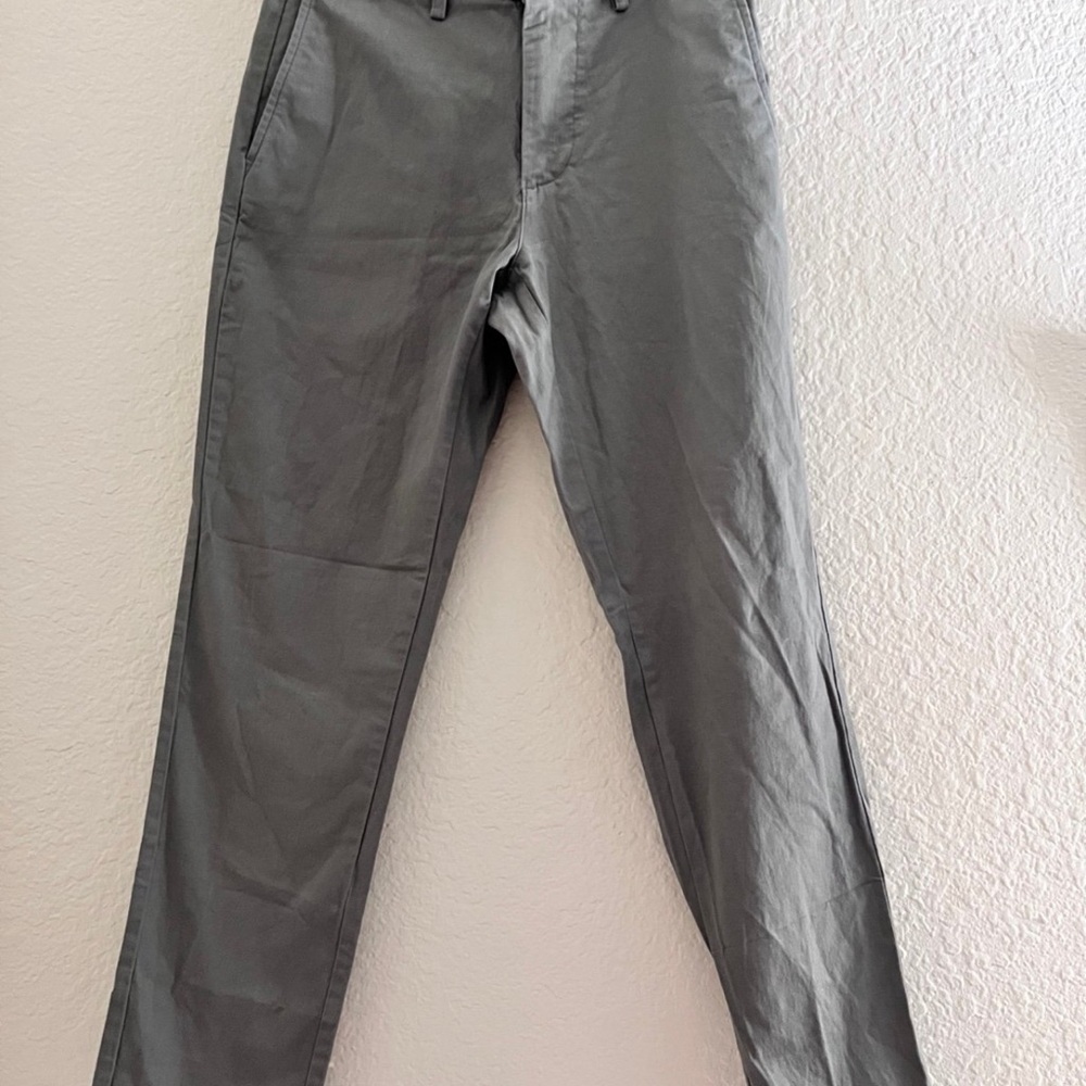 Old Navy Men's Charcoal Chinos